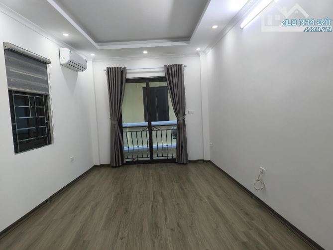 Bán nhà Phú Lương 5 tầng mới - Thang máy - 10m ra OTO tránh - 40m2 - đường trước nhà 3m - 3