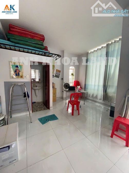 Mặt tiền KD đường Lê Văn Chí ngay ĐH SP kỹ thuật- ngã tư Thủ Đức 186m2 ngang 7.6- TN 50tr/ - 3