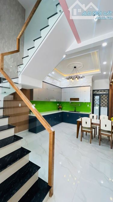 Bán nhà 1 trệt 2 lầu ngay chơi đêm hoà lân cách ql13 chỉ 500m - 3