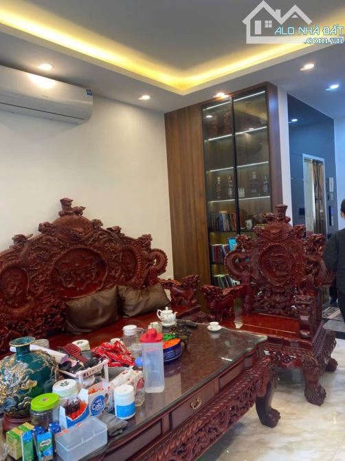 Bán nhà Phan Đình Giót La Khê 50m2 Lô góc ô chờ thang máy Ô tô tránh đỗ gần Giá hơn 8 tỷ - 3
