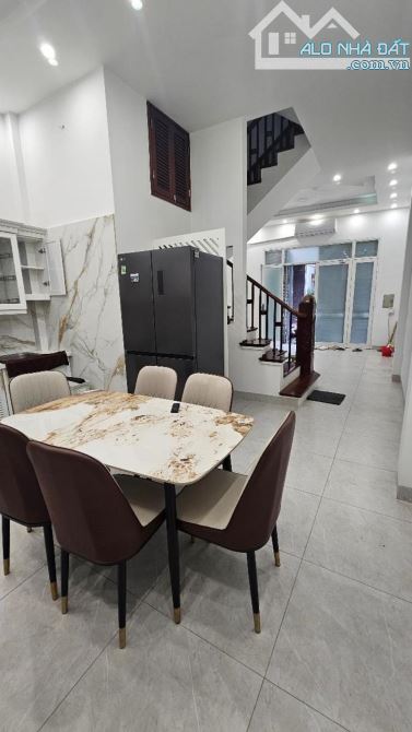 Bán nhà ngọc lâm 48m2 xây 5 tầng trước nhà đường ô tô tránh , thông tứ tung. - 3