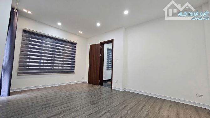 NHÀ ĐẸP CÁCH  PHỐ 20m - TT QUẬN BA ĐÌNH - DT53m2  GỒM 7 NGỦ - VỪA Ở VỪA CHO THUÊ. - 3