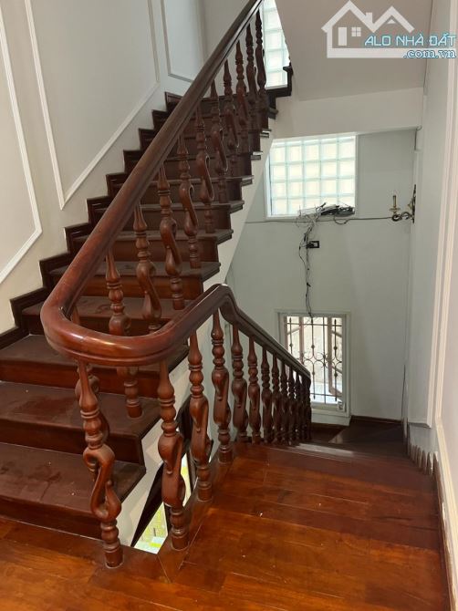 Bán BT Mặt Đường Bùi Xuân Phái, 200m2, Mt 10m, Giá 72 tỷ - 3