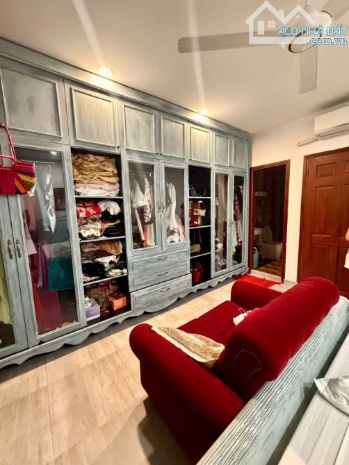 BÁN NHÀ ĐINH TIÊN HOÀNG, BÌNH THẠNH- SÁT Q.UẬN 1 - 4 TẦNG - 64M2 - NGANG 5.2M - CHỈ 8.x TỶ - 3
