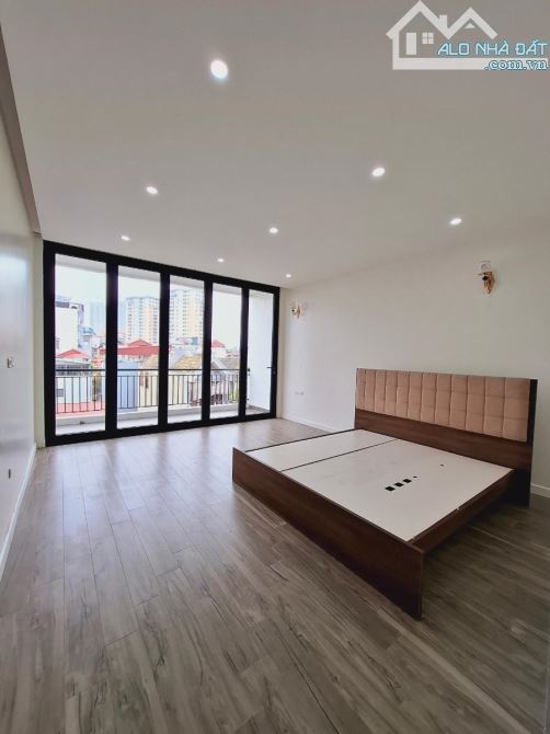 BÁN NHÀ MẶT PHỐ BẠCH THÁI BƯỞI - HÀ ĐÔNG - VỈA HÈ - Ô TÔ TRÁNH - 90M X 6 TẦNG - MT 4.5M - 3