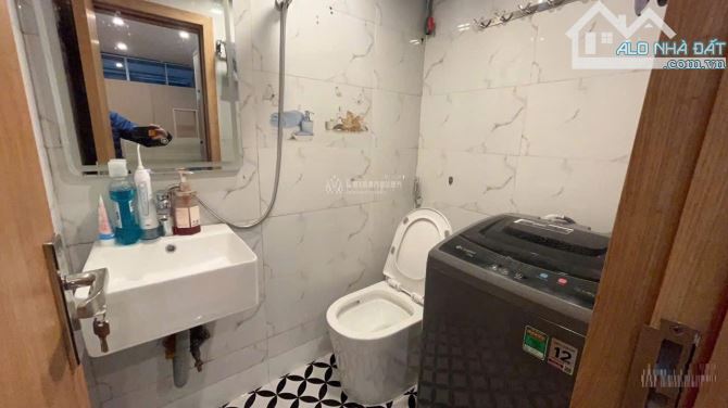 Bán căn hộ tập thể Láng Hạ 50m2 chia 2 ngủ full đồ đẹp như ảnh - 3