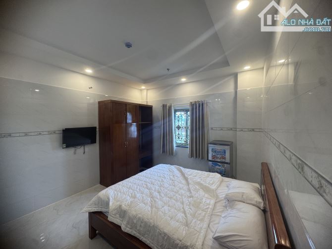 CHO THUÊ TOÀ CHDV 50 Phòng, mới xây , - 3