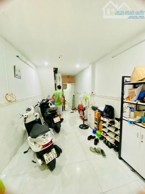 Bán nhà 2 mặt hẻm Ngô Gia Tự – Khu VIP Q10 – 6 tỷ, sinh lời cao - 3
