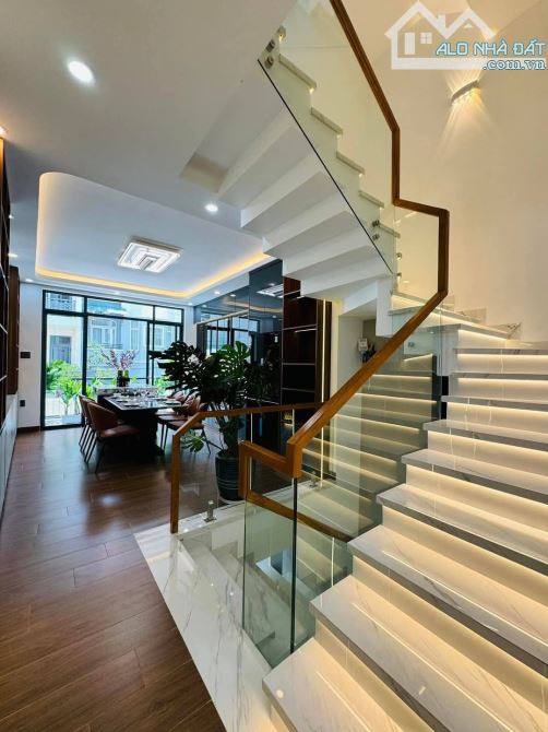 SIÊU PHẨM NHÀ PHỐ MẶT TIỀN TÔ HIẾN THÀNH – P.4, TP. VŨNG TÀU Giá chỉ: 12,5 tỷ - 3