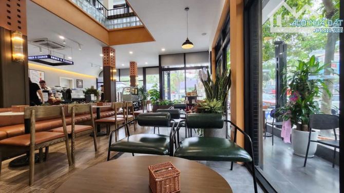 Chính chủ gửi bán gấp biệt thự Quang Trung lô góc-3 mặt tiền,kinh doanh, DT135m2 -26,xtỷ - 3