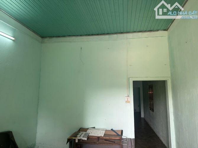 BÁN NHÀ CẤP 4 THÔN HÒA PHÚ XÃ EANUOL -BUÔN ĐÔN. TP.BMT  - DT: 5 x 40m - PL: Thổ cư 75m 👉G - 3