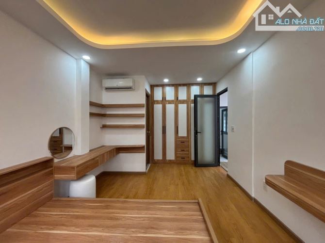 BÁN NHÀ ĐẸP GÓC 2 MẶT HẺM QUẬN 1 HẺM 186/ TRẦN QUANG KHẢI, 4M X 9M, 3PN-3WC- 7 TỶ TL - 3