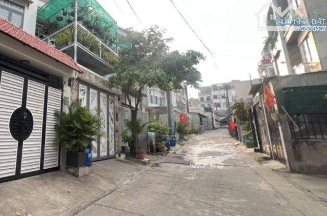 Nhà 2 tầng 88m2,tặng nội thất xin. Hẻm xe tải, Lê Văn Việt Q9 - 3