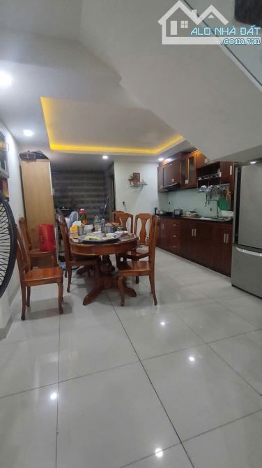 NHÀ 3 LẦU BTCT,HXH KẾ TÂN MỸ,P.TÂN THUẬN TÂY,QUẬN 7,DT 75M.8.5 TỶ - 3