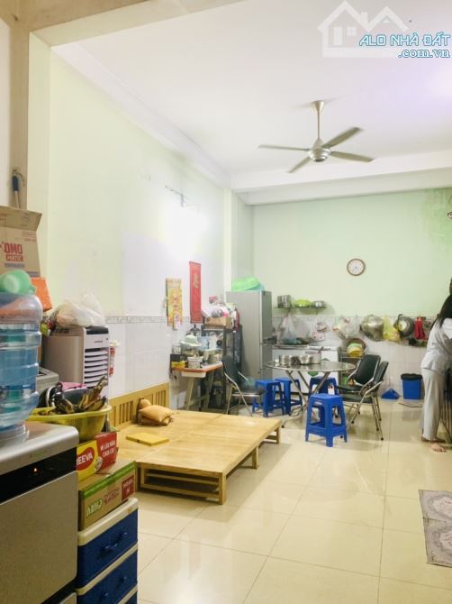 BÁN NHÀ LÊ VĂN QUỚI 84m2 4 TẦNG 5PN GIÁ 8,x TỶ - 3