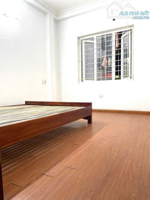 BÁN NHÀ NGÕ 68 TRIỀU KHÚC, 5 TẦNG, 6 PHÒNG NGỦ, GIÁ NHỈNH 7 TỶ - 3