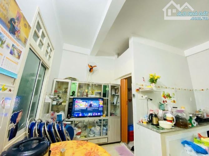 🎉🎉MUA 1 ĐƯỢC 2 - DIỆN TÍCH KHỦNG HƠN 151M2- NGANG HƠN 9M- NHÀ 2 TẦNG VÕ DUY NINH - 3