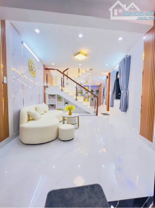 Nhà góc siêu đẹp hẻm xe hơi 2 tầng 3x13m nở hậu 5.5m. Full nội thất. Phú Xuân NB - 3