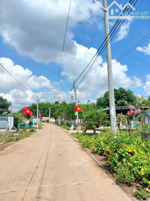 GIÁ TỐT DIỆN TÍCH KHỦNG NẰM TRUNG TÂM CÁCH UBND 700M - 3