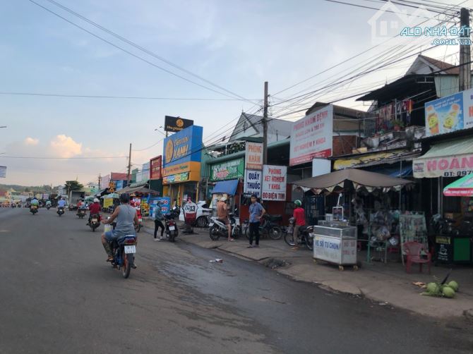 BÁN NHANH 207M2 ĐẤT Ở THỊ XÃ GẦN NGAY CHỢ ĐI VÀO 500M LÀ TỚI DÂN ĐÔNG. GIÁ 150 TRIỆU - 3