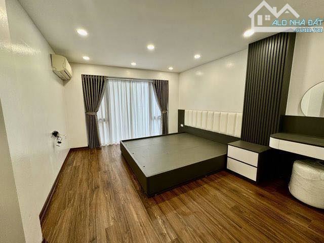 Bán Nhà Phố Trạm Long Biên 42m2 Dân Xây 4T Ô Tô Đỗ Cạnh Nhà, Cạnh Aeon Long Biên 8.x Tỷ - 3