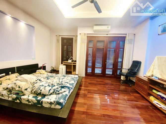 Bán nhà phố Ngọc Hà, ngõ rộng, thoáng sáng, 30m2 ,  MT4m,  5 tầng mới, đẹp, hiện đại. - 3
