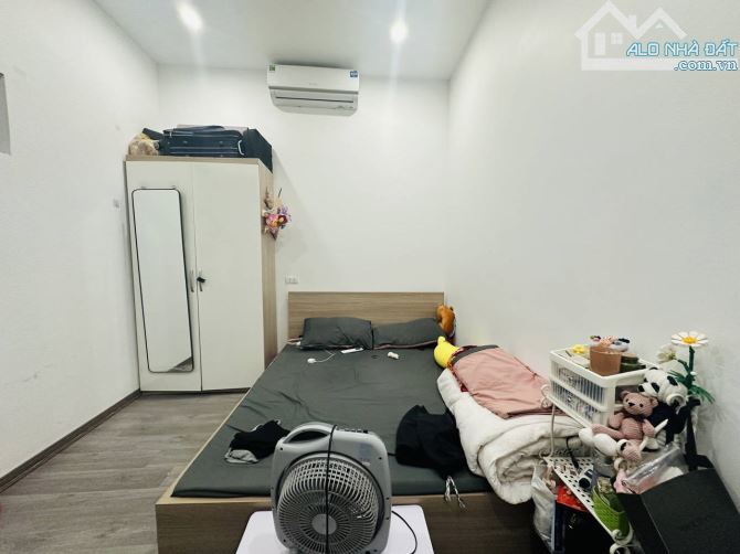 BÁN NHÀ SIÊU ĐẸP HOA BẰNG 45M 5T MT 5M  NGÕ THÔNG RA ĐƯỜNG LỚN GIÁ NHỈNH 9 TỶ - 3