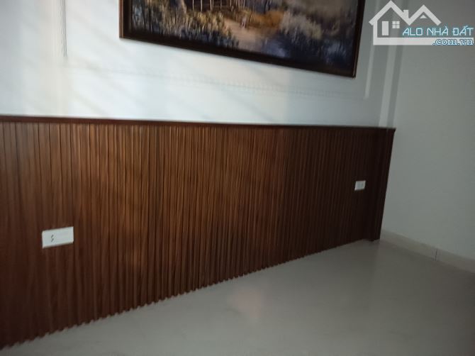 BÁN NHÀ YÊN VĨNH TRUNG TÂM CỦA KIM CHUNG - CẠNH TRẠM XÁ KIM CHUNG - 10 M RA ĐƯỜNG Ô TÔ TRÁ - 3