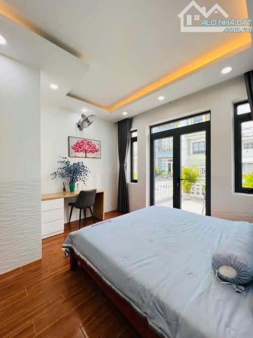 Bán căn nhà ở đường Hà Huy Giáp, phường Thạnh Lộc, quận 12, giá 2 tỷ 300 triệu. - 3