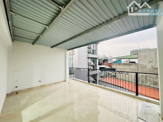 Bán Nhà Tôn Đức Thắng - Đống Đa - Mặt Tiền 7m - Thang Máy DT 35m2 - 3