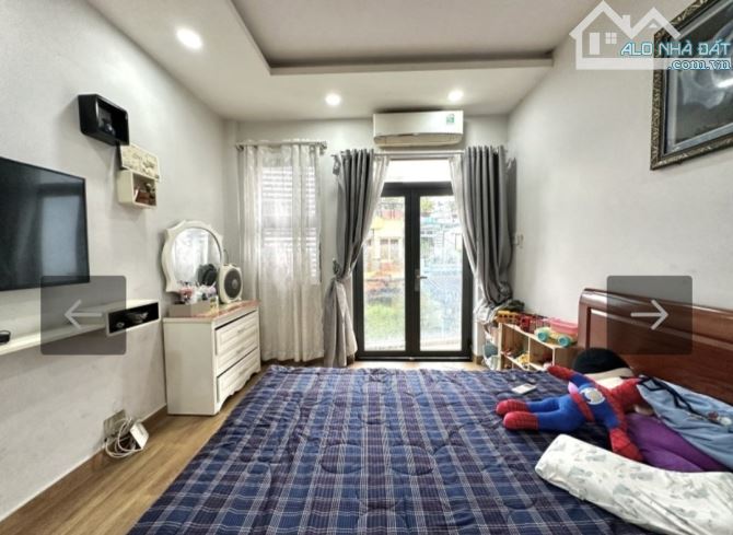 7 TỶ HƠN - MẶT TIỀN ĐƯỜNG 8M PHÚ NHUẬN - GIÁP PHAN XÍCH LONG - 4 TẦNG THÔNG SÀN HIỆN ĐẠI - 3