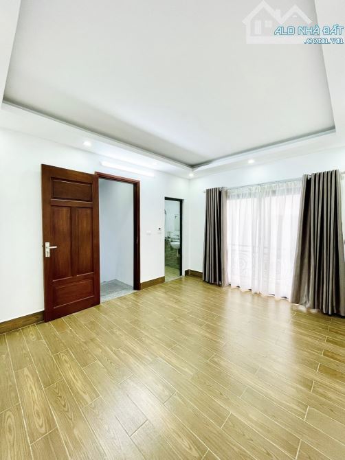 Ô tô phi Vĩnh Hưng, 20m ra mặt phố, gần hồ, nhà mới sổ vuông, DT 34m2, MT 5,5m, chỉ 6,5 tỷ - 3