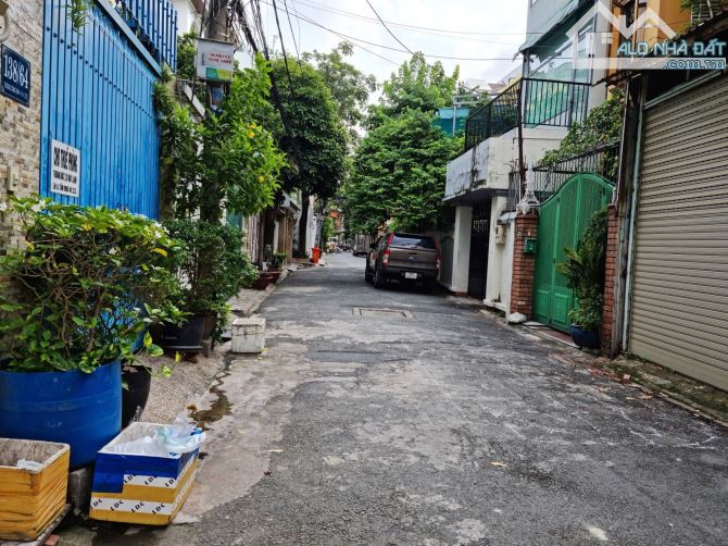 Hàng kín mới ra - 6x15m - trệt 2 lầu - ngay khu sân bay KT3 - Hoàng Hoa Thám giá chỉ 11.5 - 3