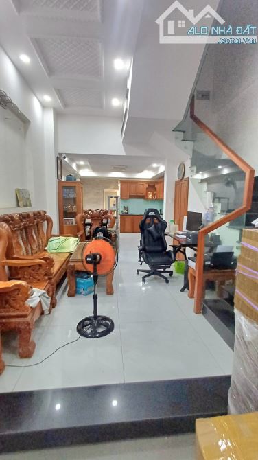 Bán Nhà Hẻm xe Hơi Gò Vấp-70m2-5Tầng-4PN-Giá 10.6 Tỷ - 3