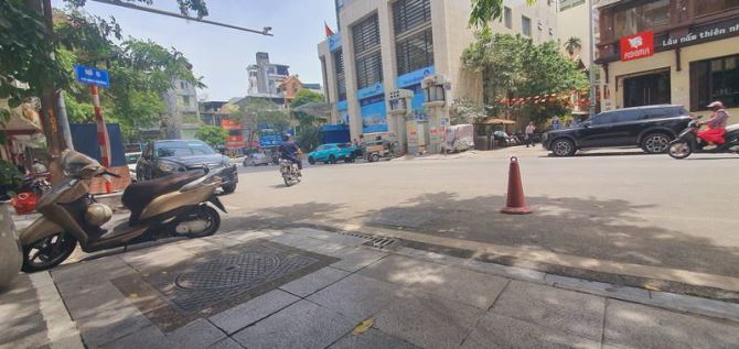 Nhà Phố Giang Văn Minh, lõi Ba Đình, 1 nhà ra phố, ô tô, thang máy, KD 62m2, giá 21.9 tỷ - 3