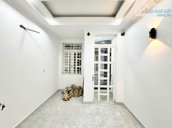 1 trệt 3 lầu Huỳnh Tấn Phát, 3,2x9m, chỉ 2,5 tỷ sân thượng trước sau, nội thất cao cấp - 3