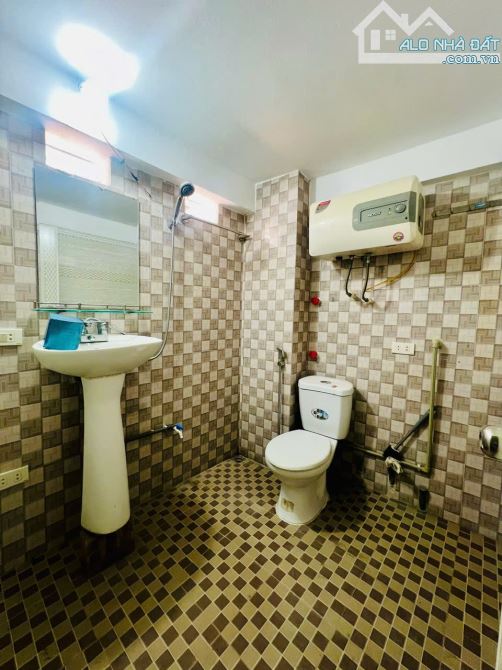 Bán nhà Xuân La,Tây Hồ -  oto vào nhà đẹp ở luôn ,S =30mx6 tầng  .Hàng độc chỉ 9 tỷ. - 3