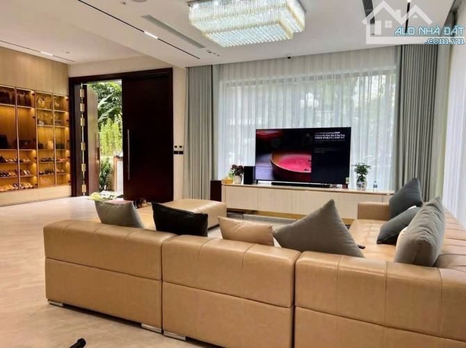 Bán biệt thự Khả Lễ, tp Bắc Ninh căn độc lập 240m2, full đồ nội thất nhập khẩu giá 32.8 tỷ - 3