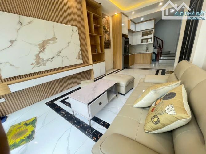 Bán nhà mới xây 5 tầng, đủ nội thất- lô góc - ô tô vào nhà - tại Trâu Quỳ, Gia Lâm - 3