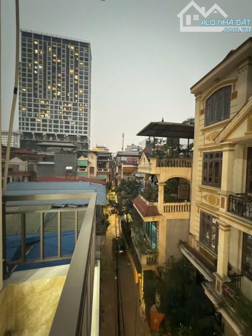 Bán nhà 5 tầng thang máy mặt ngõ phố Thụy Khuê, Tây Hồ, ô tô lùi cửa, ngõ nông, 40m, 11.5 - 3