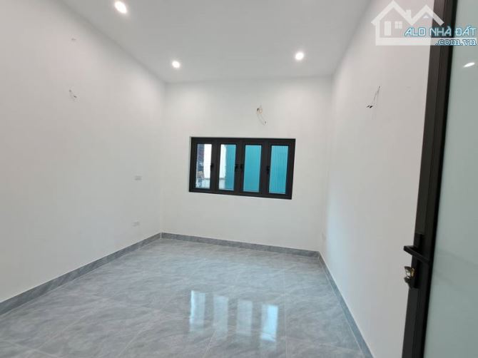 NHÀ PHỐ TAM TRINH – VỊ TRÍ ĐẮC ĐỊA –FULL NỘI THẤT - 2 MẶT THOÁNG VĨNH VIỄN - GIÁ CHỈ 7.68 - 3