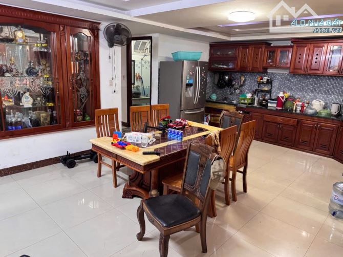 BIỆT THỰ VIP NAM VIỆT Á - GẦN SÔNG HÀN- 200M2, NGANG 10M - GIÁ SIÊU RẺ CHỈ 12 TỶ! - 3