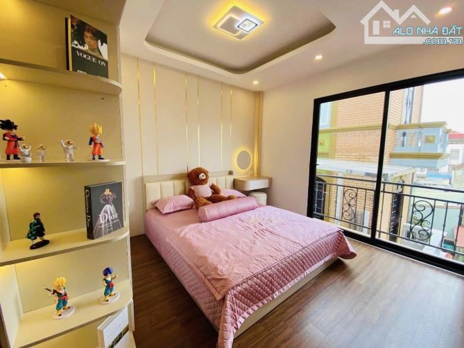 Siêu hot, bán nhà Vĩnh Hưng, nhà mới tinh ở ngay, ngõ to thoáng sáng, oto, 5 tầng, hơn 5tỷ - 3