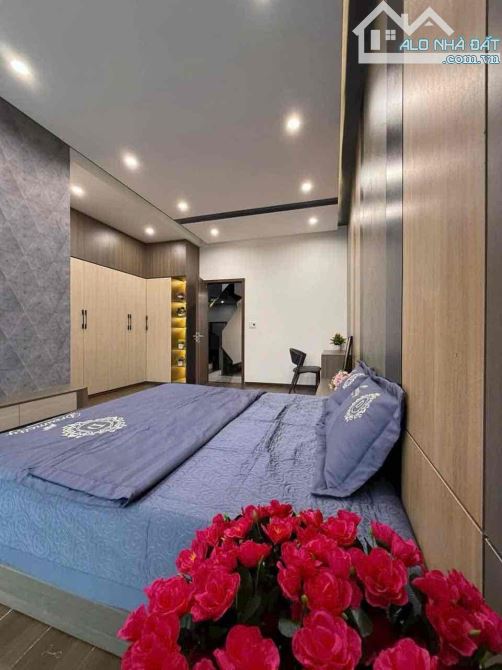 Cc cần bán gấp nhà 3 tầng MT KD VIP đường Hoà Mình 14, giá chỉ nhỉnh 5 tỷ. - 3