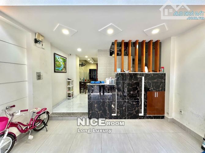 Cho thuê 48 Ung Văn Khiêm, P25, Q.Bình Thạnh - DT 4.2x10m, 4TẦNG, 5PN/4WC - GIÁ 22tr TL - 3