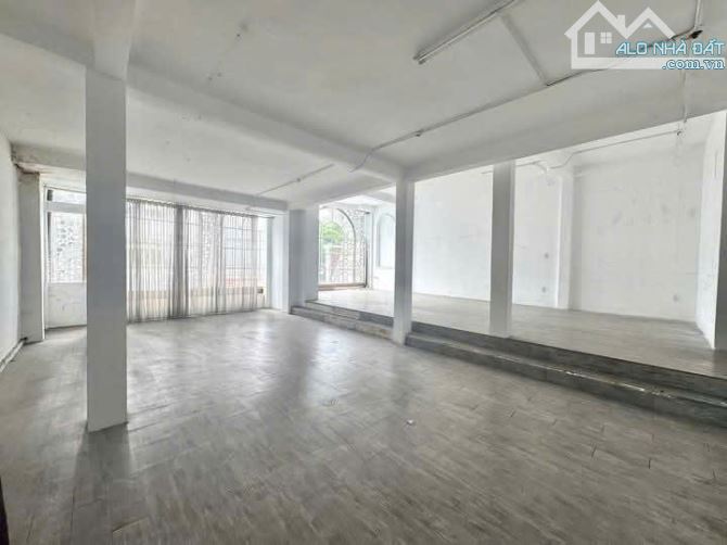 CHO THUÊ 190-192 HỒ VĂN HUÊ, P9, PHÚ NHUẬN - DT 10x21m, 3 tầng - 54TR/TH TL - 3