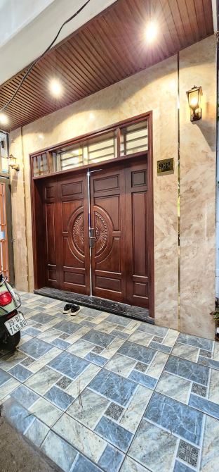 Bán nhà Bạch Mai 32m- 5 tầng - 3 ngủ-lô góc 2 thoáng full nội thất - 3