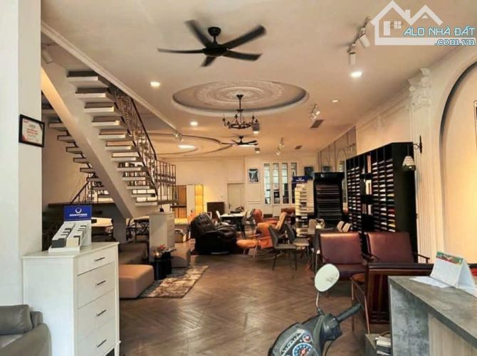 Cho thuê Chính chủ 95 Nguyễn Thị Minh Khai, Quận 1 - DT 20x20m, Giá thuê 78tr TL - 3