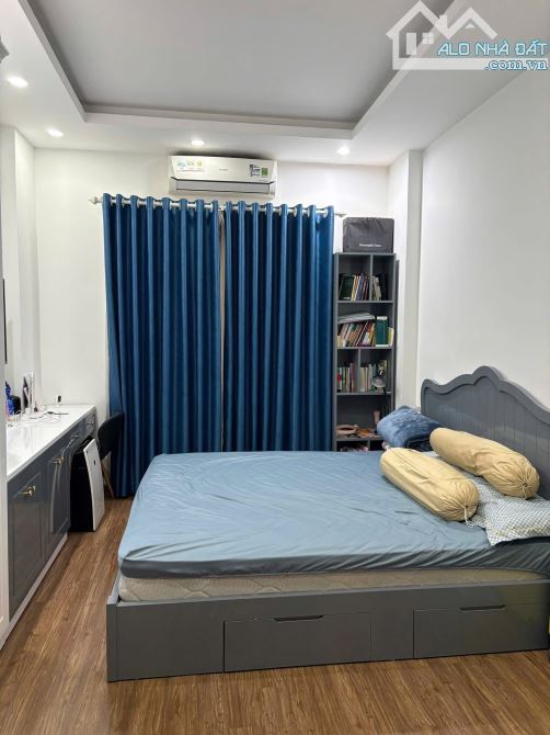 BÁN NHÀ PHỐ HỒNG TIẾN 6 TẦNG Ô TÔ ĐỖ CỬA, THÔNG HỒ BỒ ĐỀ NHỈNH 7 TỶ - 3