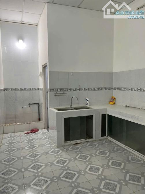 Chủ gửi:nhà 5,5 triệu 3 phòng ngủ gần Mít Nài - 3